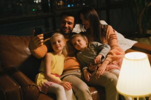 Haftpflicht Familienversicherung: Wer ist mitversichert und was leistet sie?