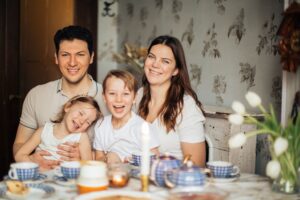Haftpflicht Familienversicherung: Wer ist mitversichert und was leistet sie?